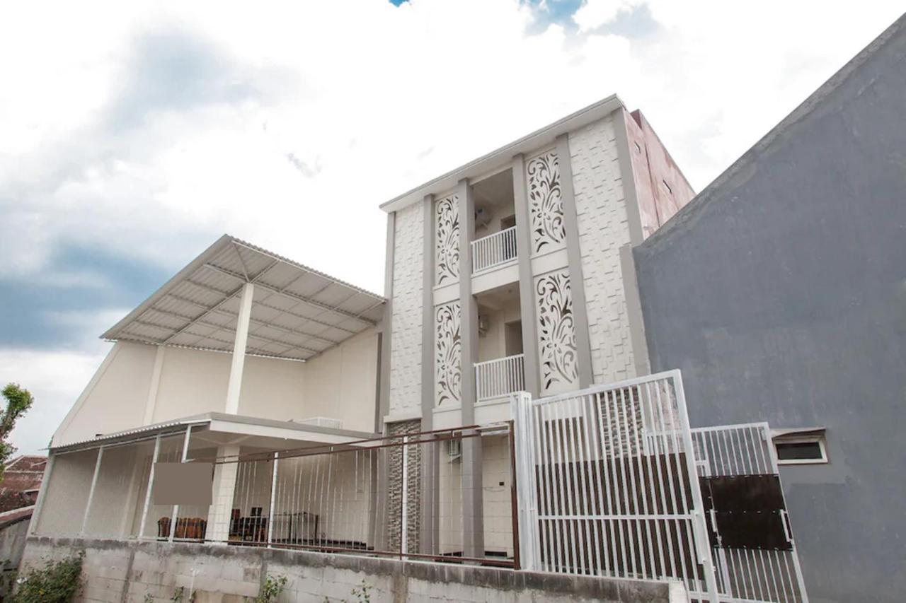 Syariah Cozy Residence Malang Exteriér fotografie